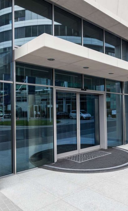 Gebäudereinigung Stuttgart bei Büroreinigung und Unterhaltsreinigung