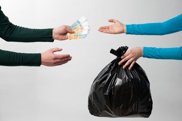 Foto.Abfall.fuer.Geld.jpg