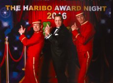 Die echten PAGEN, das 007 Double Gala feiern mit DIE PAGEN