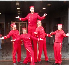 Hotelpagen und Lobbyboys von eventComedy DIE PAGEN als Lobbyboys
