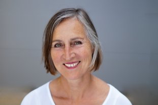 Claudia Peters