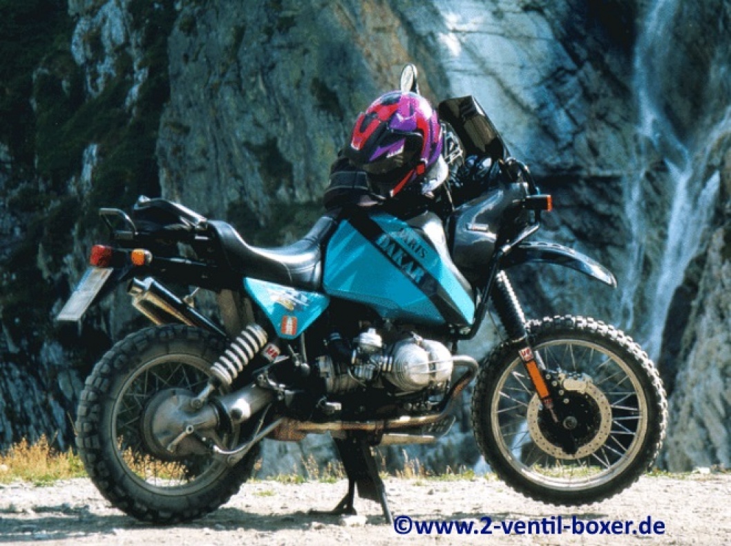 BMW R100 GS auf dem Weg zum Col de Sommeiller Der Col de Sommeiller ist ein Pass in den italienischen Alpen im Piemont. Er befindet sich im Mont-Cenis-Massiv auf der Grenze zwischen Frankreich und Italien in der Nähe des Mont-Cenis-Tunnels.
