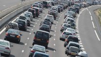 warnung-verkehr100__v-img__16__9__xl_-d31c35f8186ebeb80b0cd843a7c267a0e0c81647.jpg