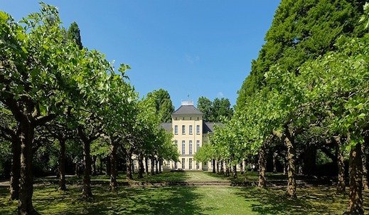 schlosspark in krefeld