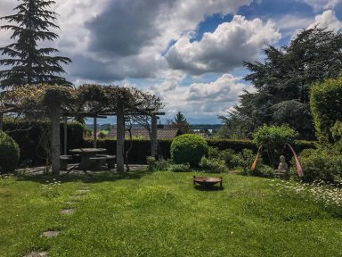 Garten-Pergola.jpg