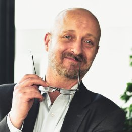 Raimund-Ulmer-Finanzdienst-und-Versicherungsmakler-Finanzen_2.jpg