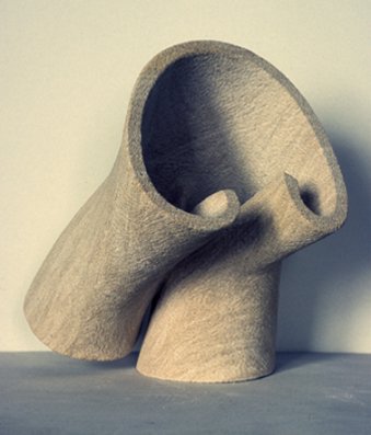 o.T., Kalkstein, 25x18x12cm Skulptur o.T., Kalkstein, 25x18x12cm