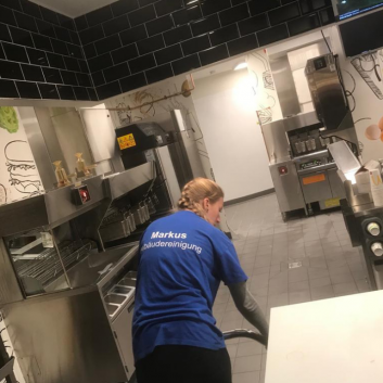 05-Reinigung-McD.png