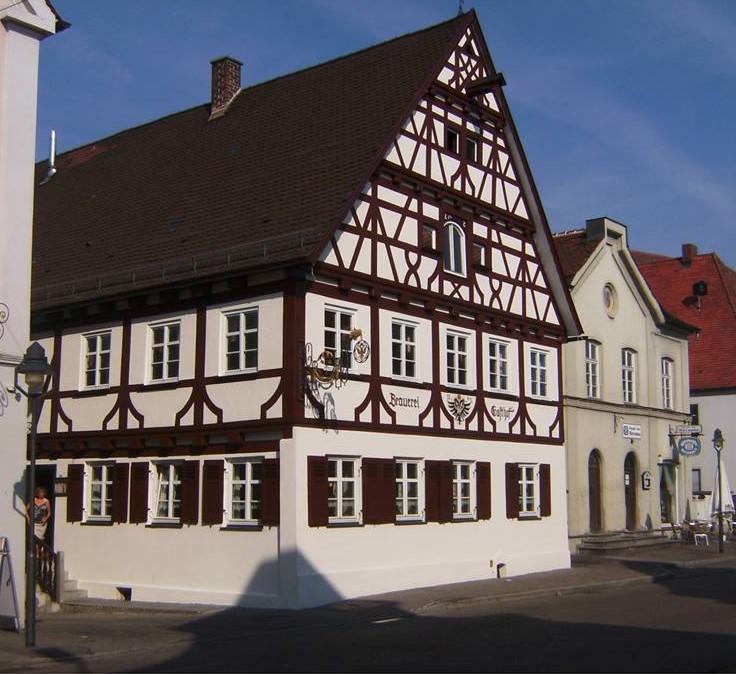 Hausneu.jpg