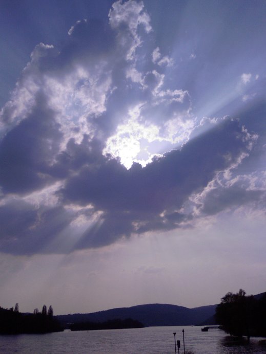 sonne-wolken.jpg