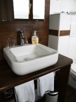 Bad_Landhauszimmer_2.jpg