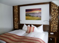 Landhauszimmer_2.jpg